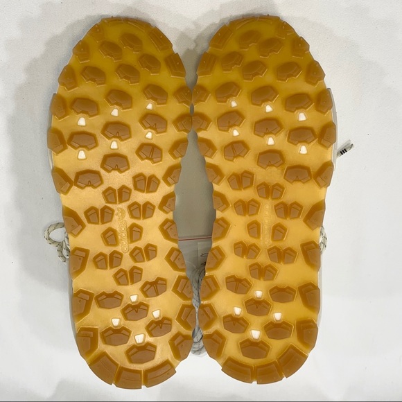 PHARRELL X ADIDAS NMD HU “BREATHE” AND “THOUGHTS” - Picture 7 of 8